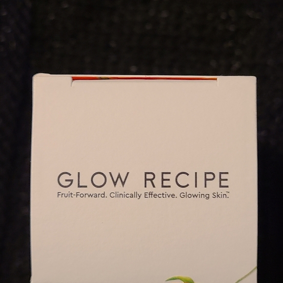 COPY - Glow Recipe Cloudberry Essence Toner 2.5 oz/75 ml - Picture 6 of 7